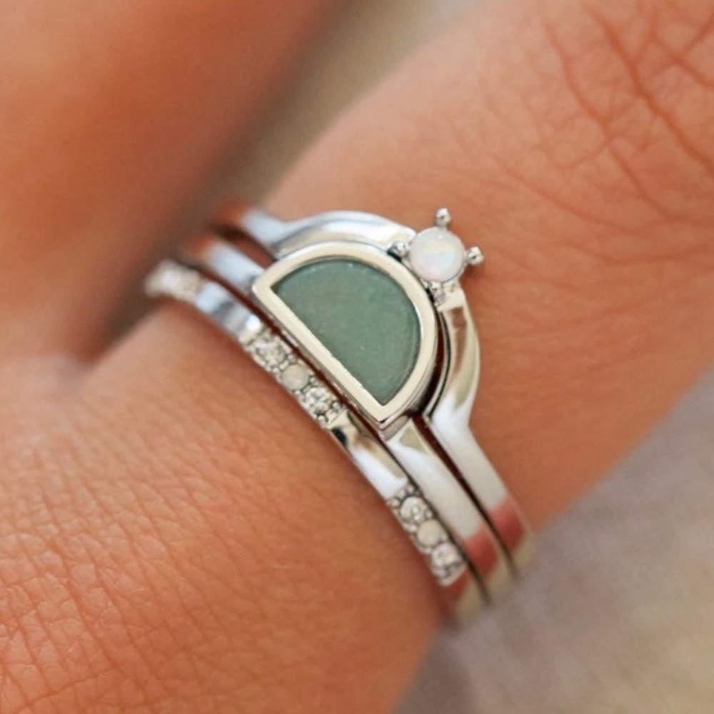 PURA VIDA Size 7 Silver Nesting Ring Stack Teal Stone Crystals NEW! Rare find!